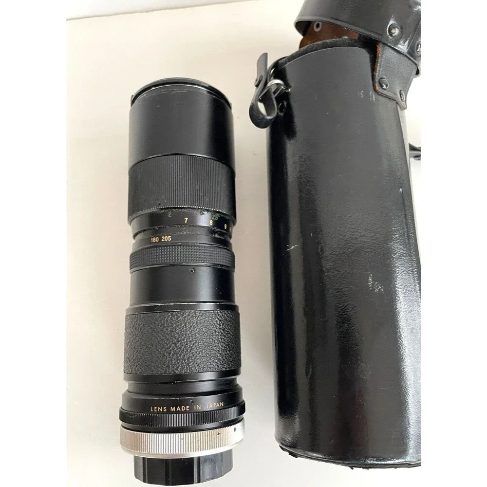 Vivitar 85-205mm F/3.8 Tele-Zoom Lens w/ Skylight Filter, Lens Caps & Case
